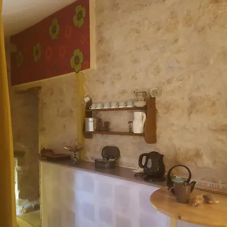 D'hotes Chez Denis Et Margot Chire-en-Montreuil