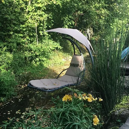 D'hotes Chez Denis Et Margot Bed & Breakfast *